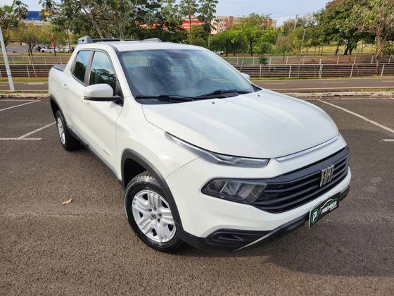 FIAT TORO 1.8 16V EVO FLEX ENDURANCE AT6 FIAT TORO 1.8 16V EVO FLEX ENDURANCE AT6